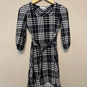 MONTEAU Knit Plaid Belted Dress